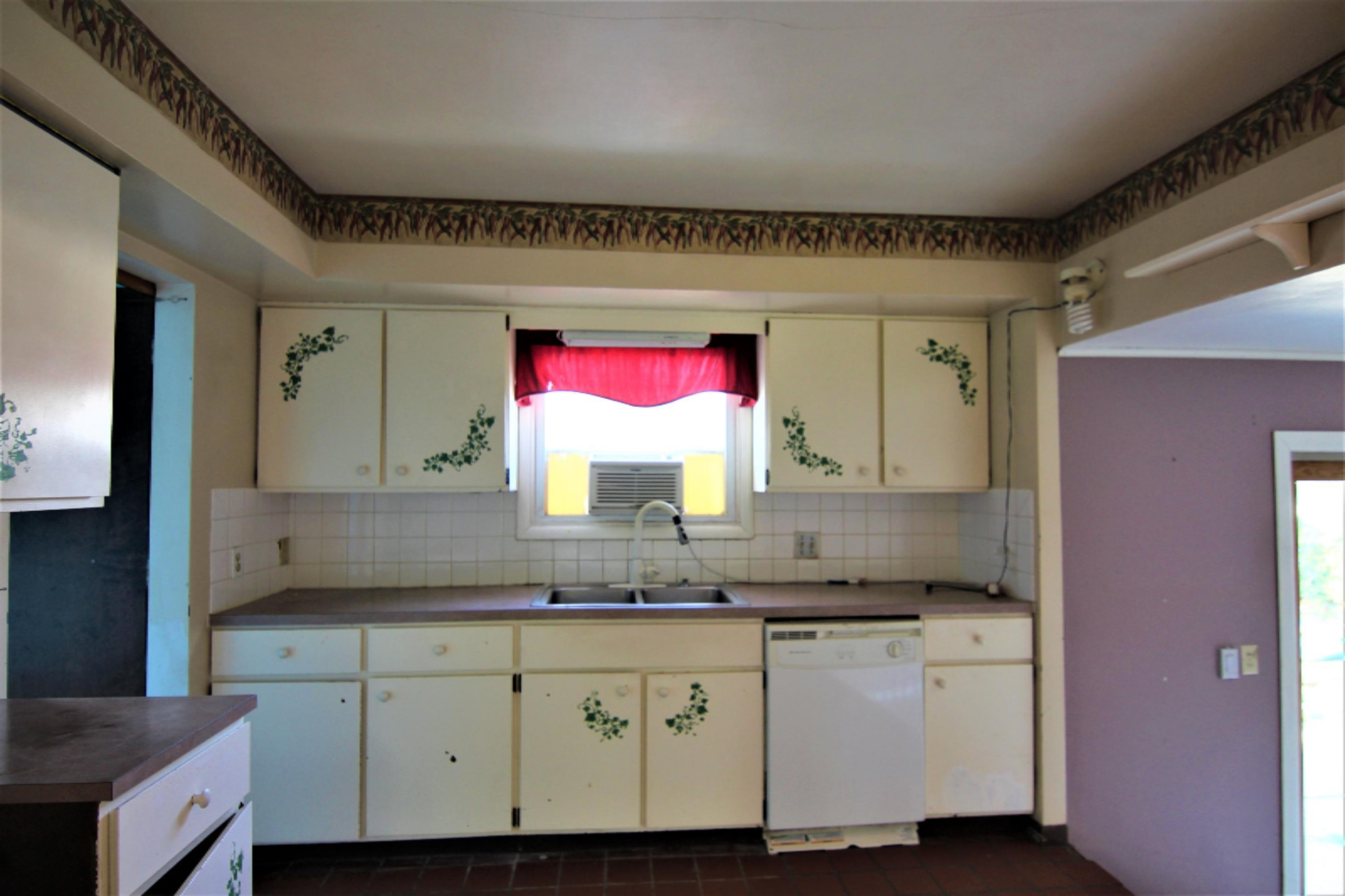 1491 Haverhill Road Muskegon, MI 49441 - Photo 7 of 28 IMG_2493