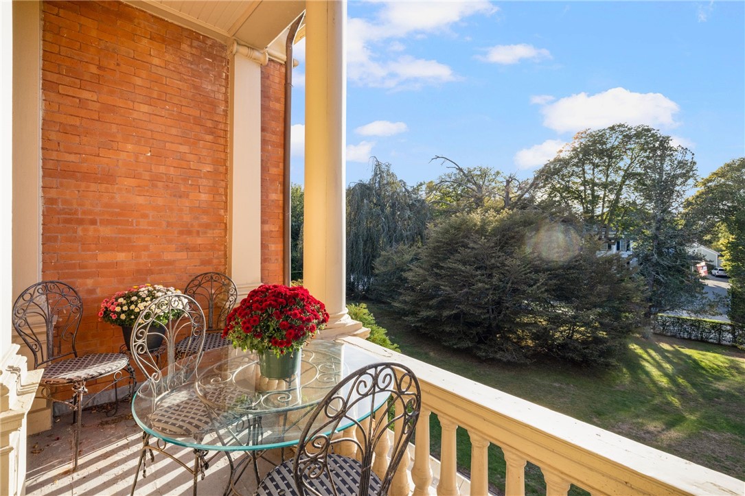 434 Bellevue Avenue, Unit 2B Newport, RI 02840 - Photo 11 of 27 Private Patio Area