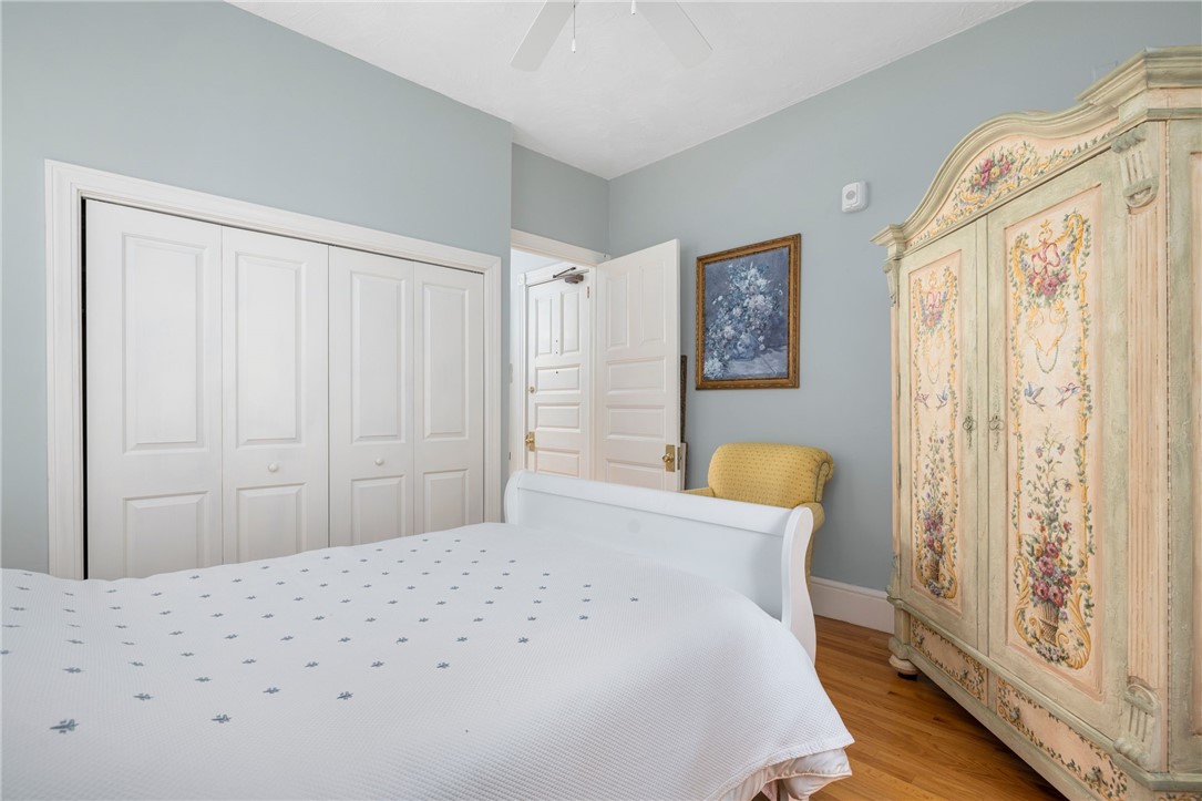 434 Bellevue Avenue, Unit 2B Newport, RI 02840 - Photo 18 of 27 Bedroom
