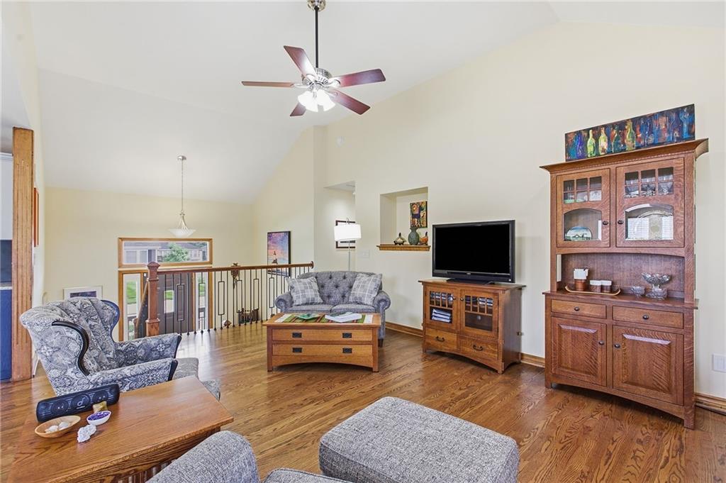 2513 Northeast Old Paint Road Lee's Summit, MO 64086 - Photo 6 of 34