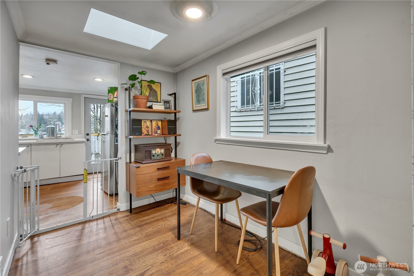 5429 Renton Avenue South Seattle, WA 98118 - Photo 6 of 18