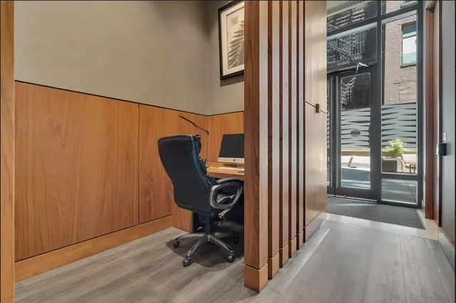 $8,695 | 9 West 31st Street, Unit PH2B | Midtown South