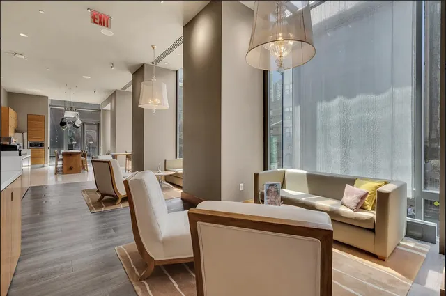$8,695 | 9 West 31st Street, Unit PH2B | Midtown South