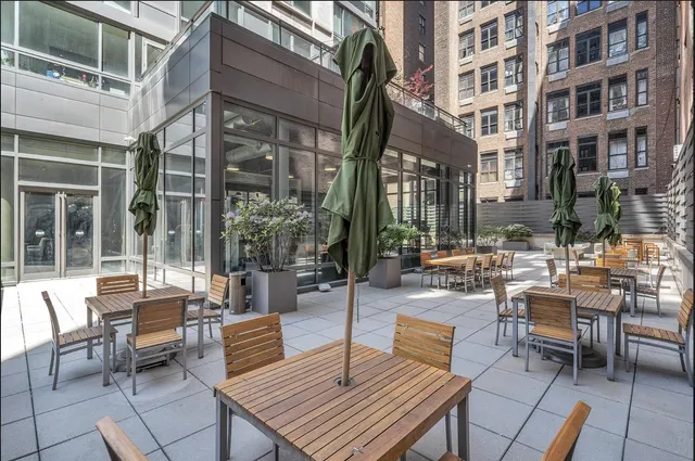 $8,695 | 9 West 31st Street, Unit PH2B | Midtown South