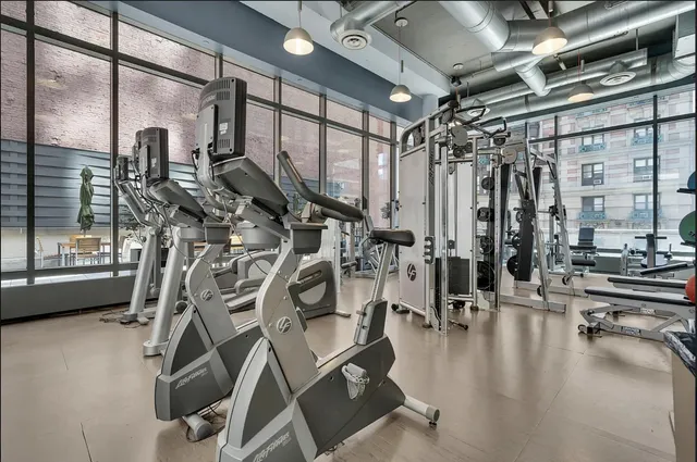 $8,695 | 9 West 31st Street, Unit PH2B | Midtown South