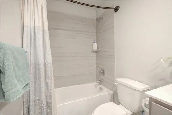 $384,900 | 22939 Aspen Vista Dr Spring, Spring, TX 77373