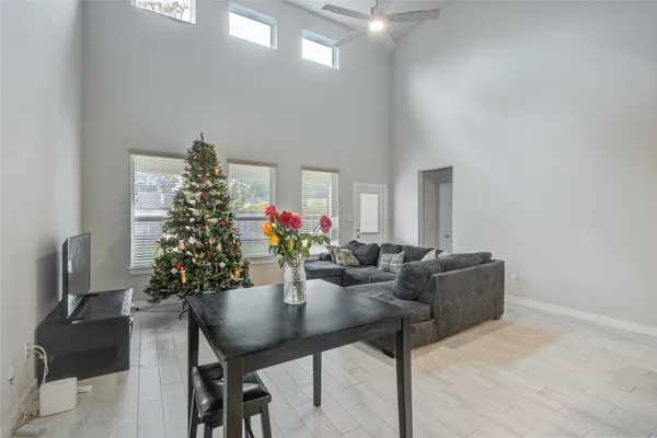 $384,900 | 22939 Aspen Vista Dr Spring, Spring, TX 77373