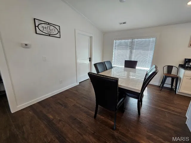 $735,000 | 235 Riverside Drive, Van Buren, MO 63965