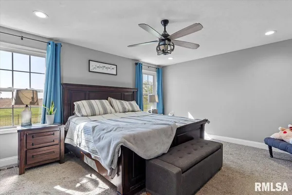 $449,900 | 1701 Spartan Drive, Chatham, IL 62629