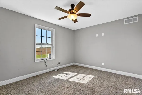 $449,900 | 1701 Spartan Drive, Chatham, IL 62629