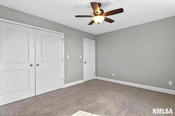 $449,900 | 1701 Spartan Drive, Chatham, IL 62629