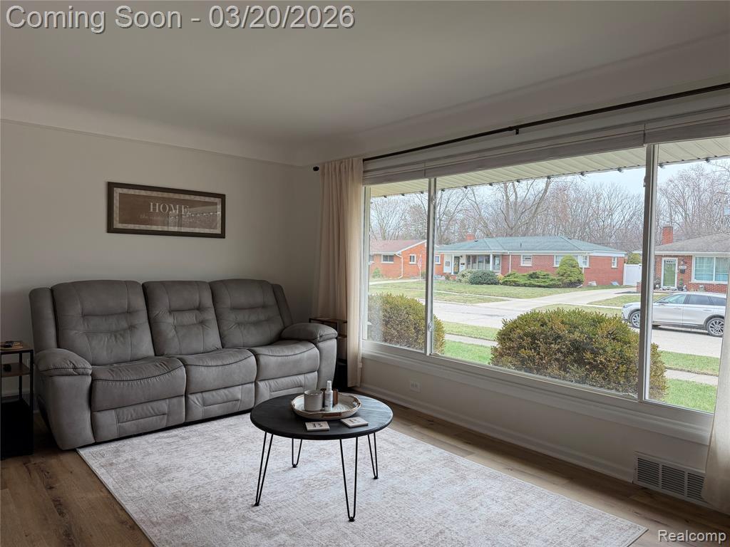 36884 Greenbush Road Wayne, MI 48184 - Photo 17 of 29