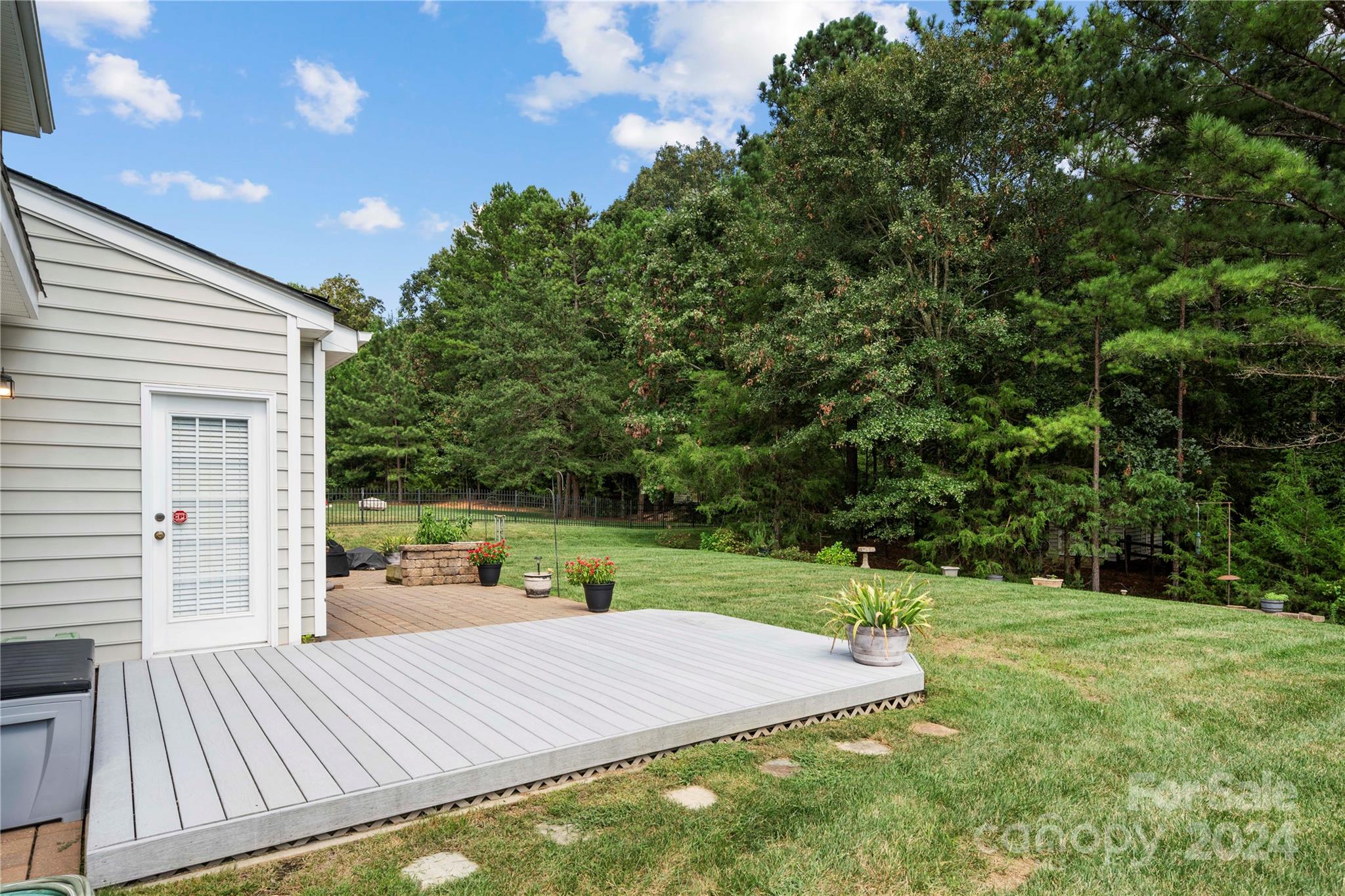 2748 Rivendale Court Fort Mill, SC 29707 - Photo 36 of 47 Gallery Image 36