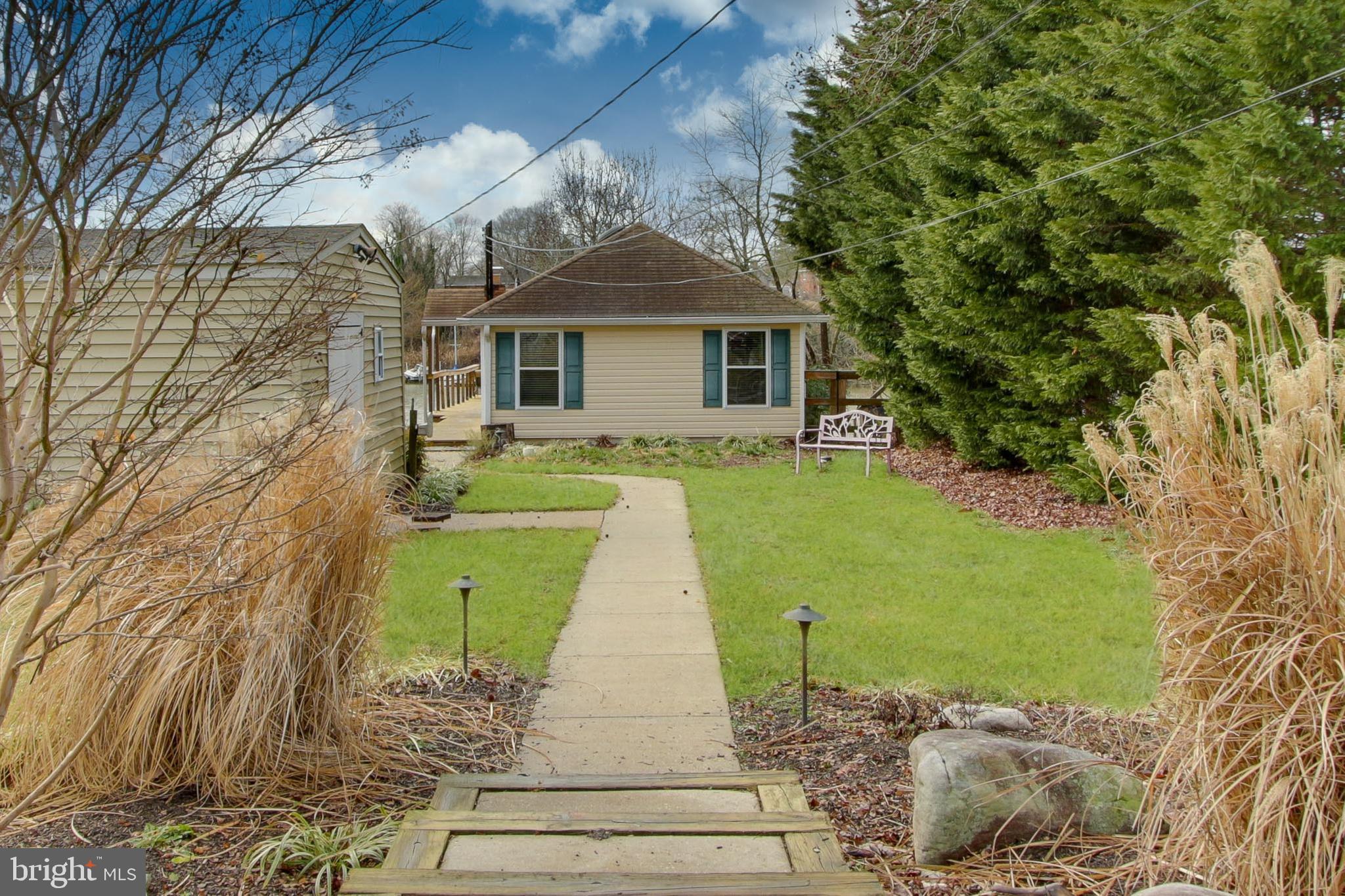 7715 Locust Grove Road Glen Burnie, MD 21060 - Photo 4 of 33
