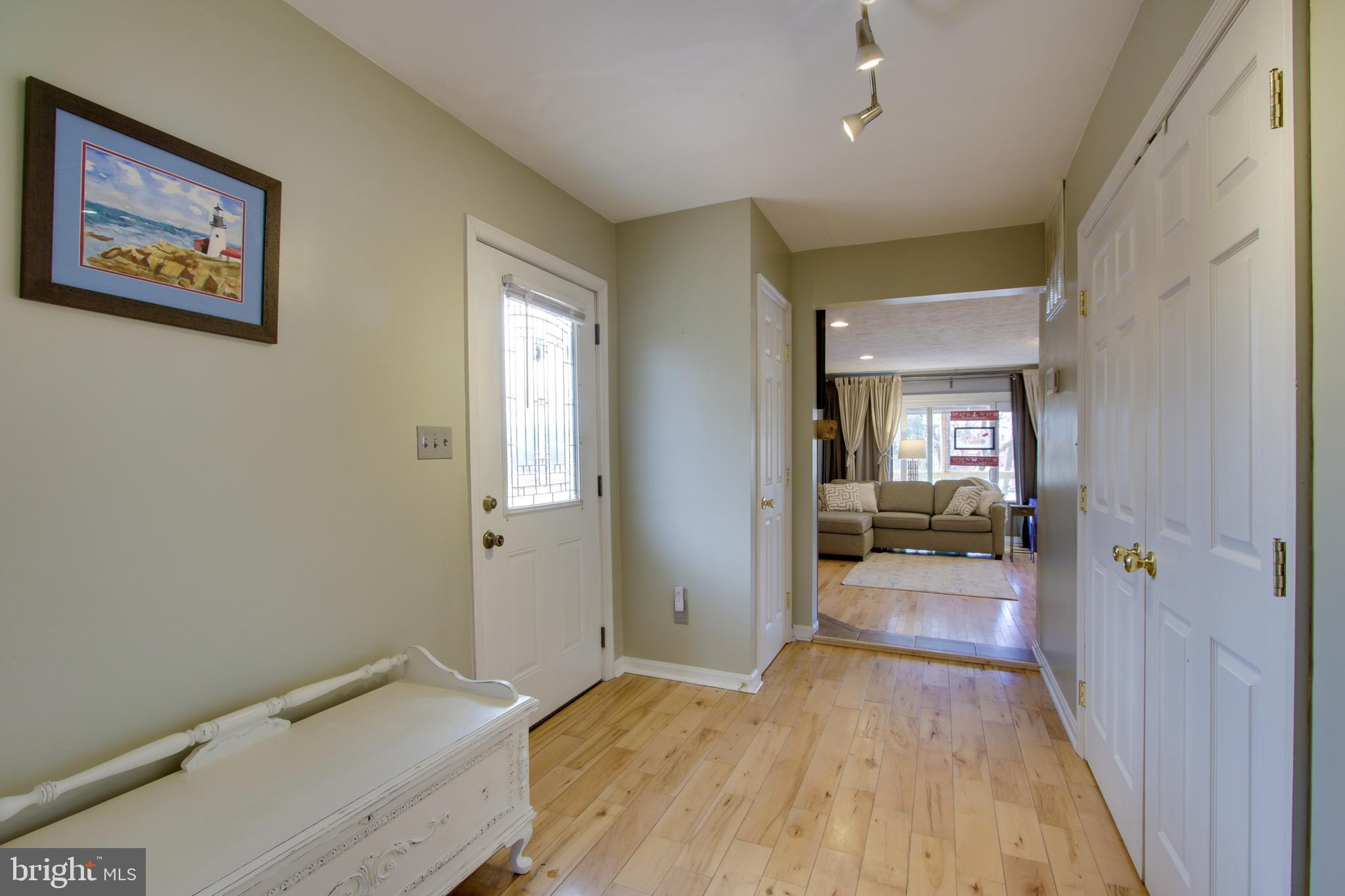 7715 Locust Grove Road Glen Burnie, MD 21060 - Photo 9 of 33