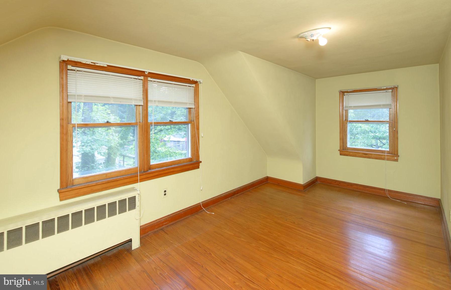 1937 Severn Grove Road Annapolis, MD 21401 - Photo 21 of 30 Third Bedroom with beautiful wood floors