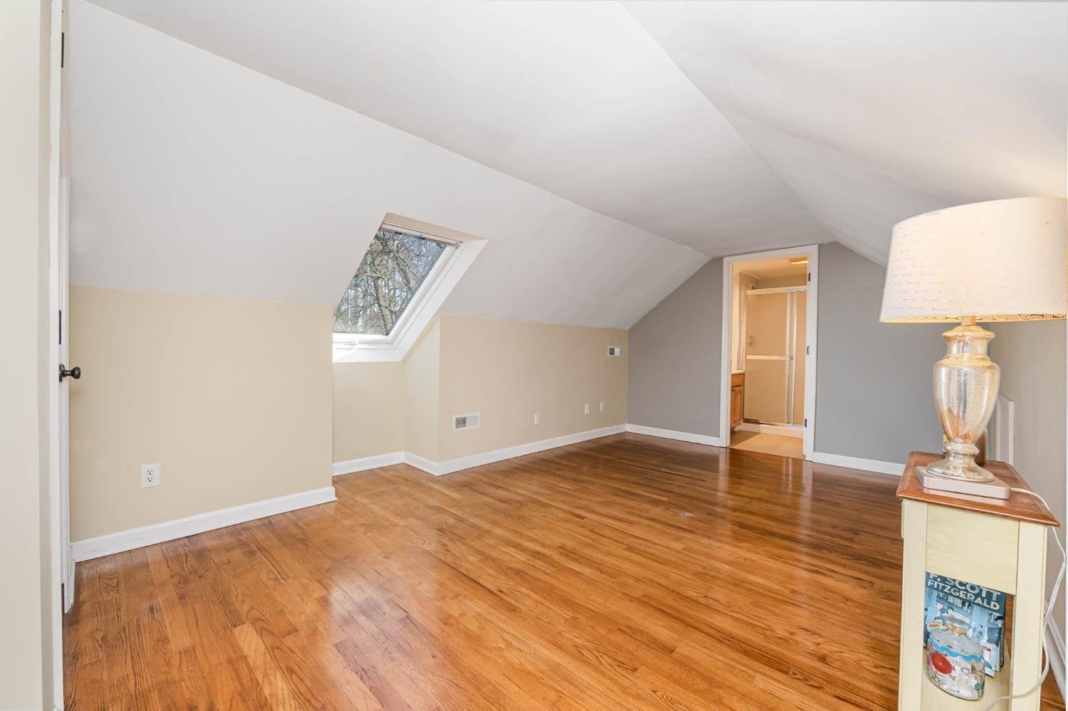 1306 8 Mile Road Cincinnati, OH 45255 - Photo 15 of 21 Gallery Image 15