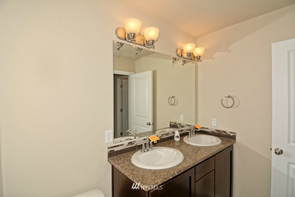 16412 2nd Avenue Southeast Bothell, WA 98012 - Photo 15 of 20 Gallery Image 15