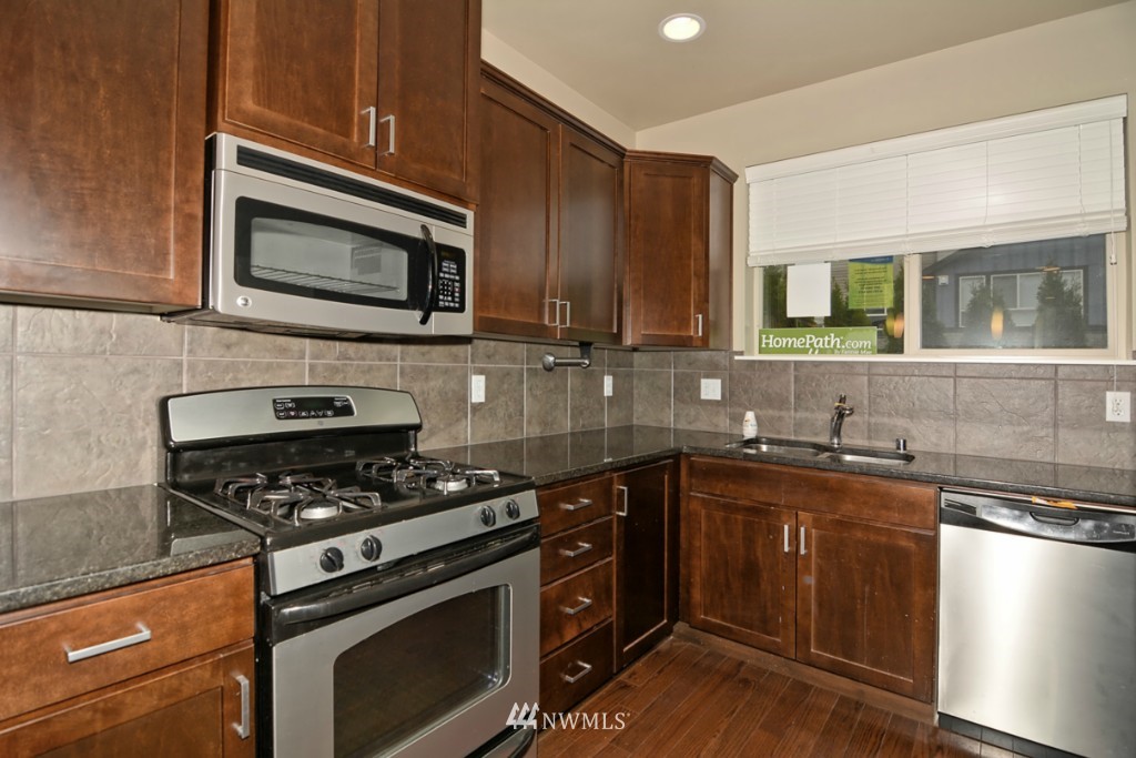 16412 2nd Avenue Southeast Bothell, WA 98012 - Photo 5 of 20 Gallery Image 5