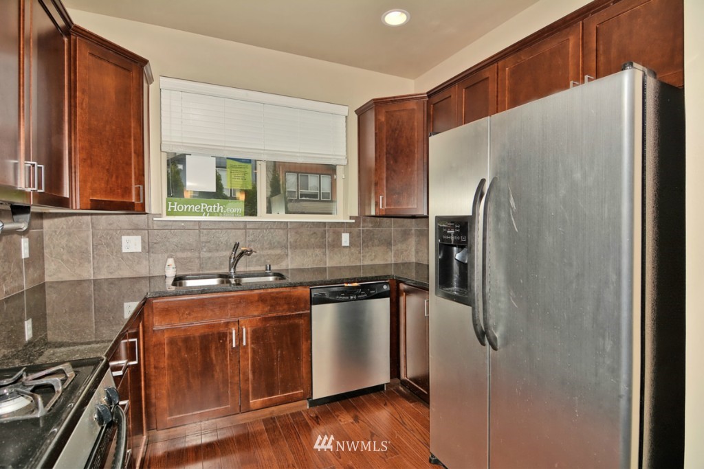 16412 2nd Avenue Southeast Bothell, WA 98012 - Photo 6 of 20 Gallery Image 6