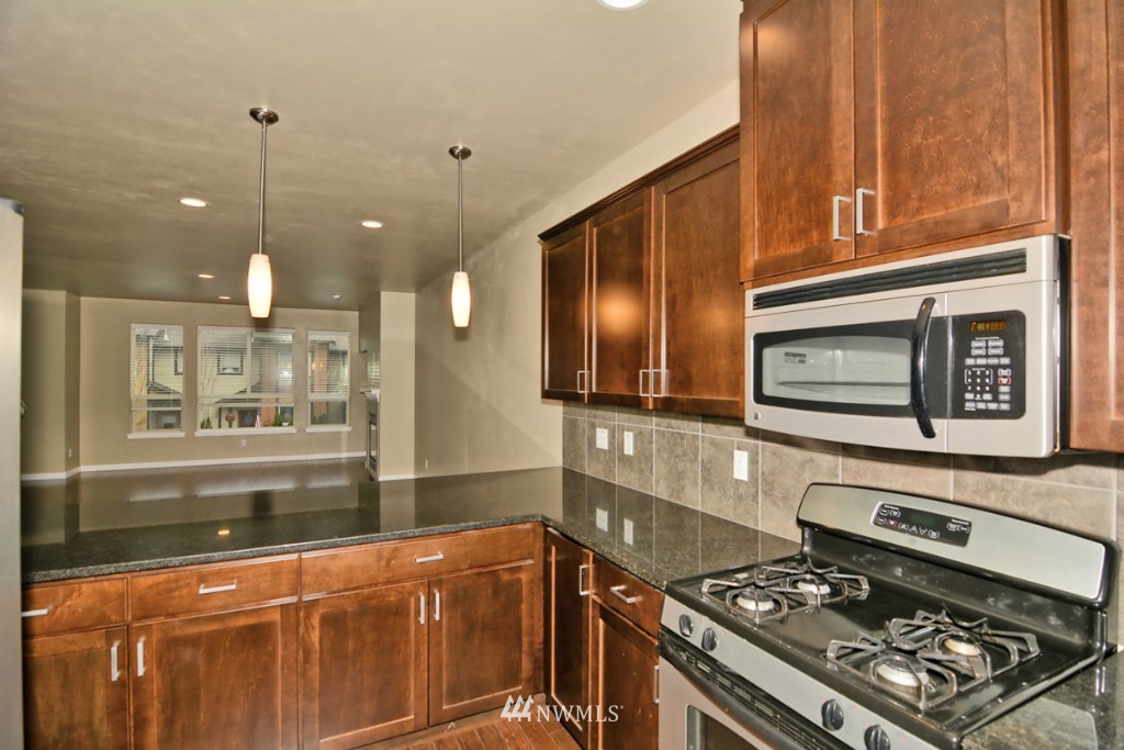 16412 2nd Avenue Southeast Bothell, WA 98012 - Photo 7 of 20 Gallery Image 7