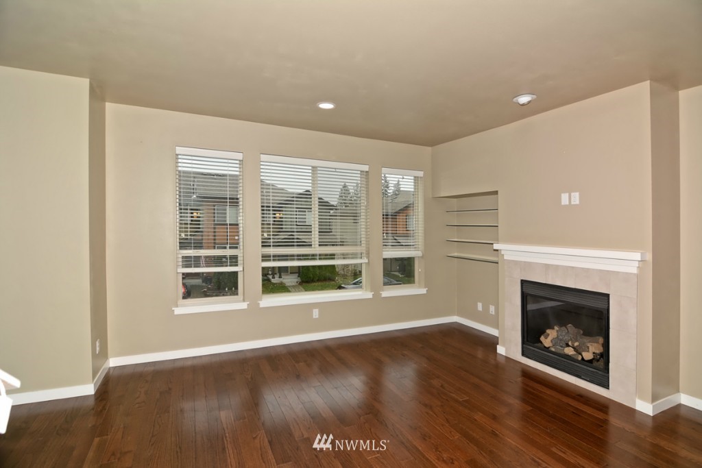 16412 2nd Avenue Southeast Bothell, WA 98012 - Photo 9 of 20 Gallery Image 9