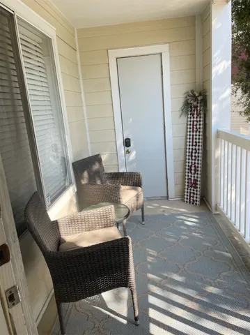 $229,000 | 521 Southwest Parkway, Unit 204, College Station, TX 77840