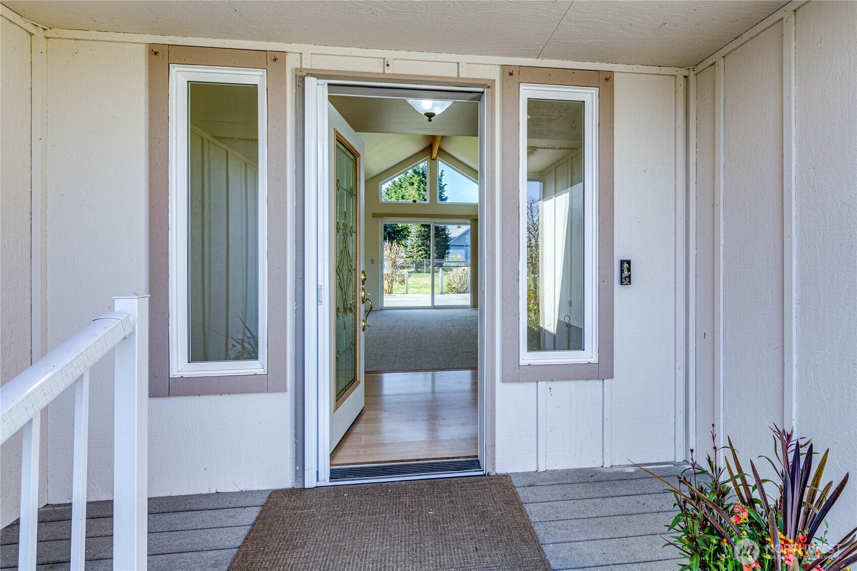 10 Donaper Road Sequim, WA 98382 - Photo 3 of 40