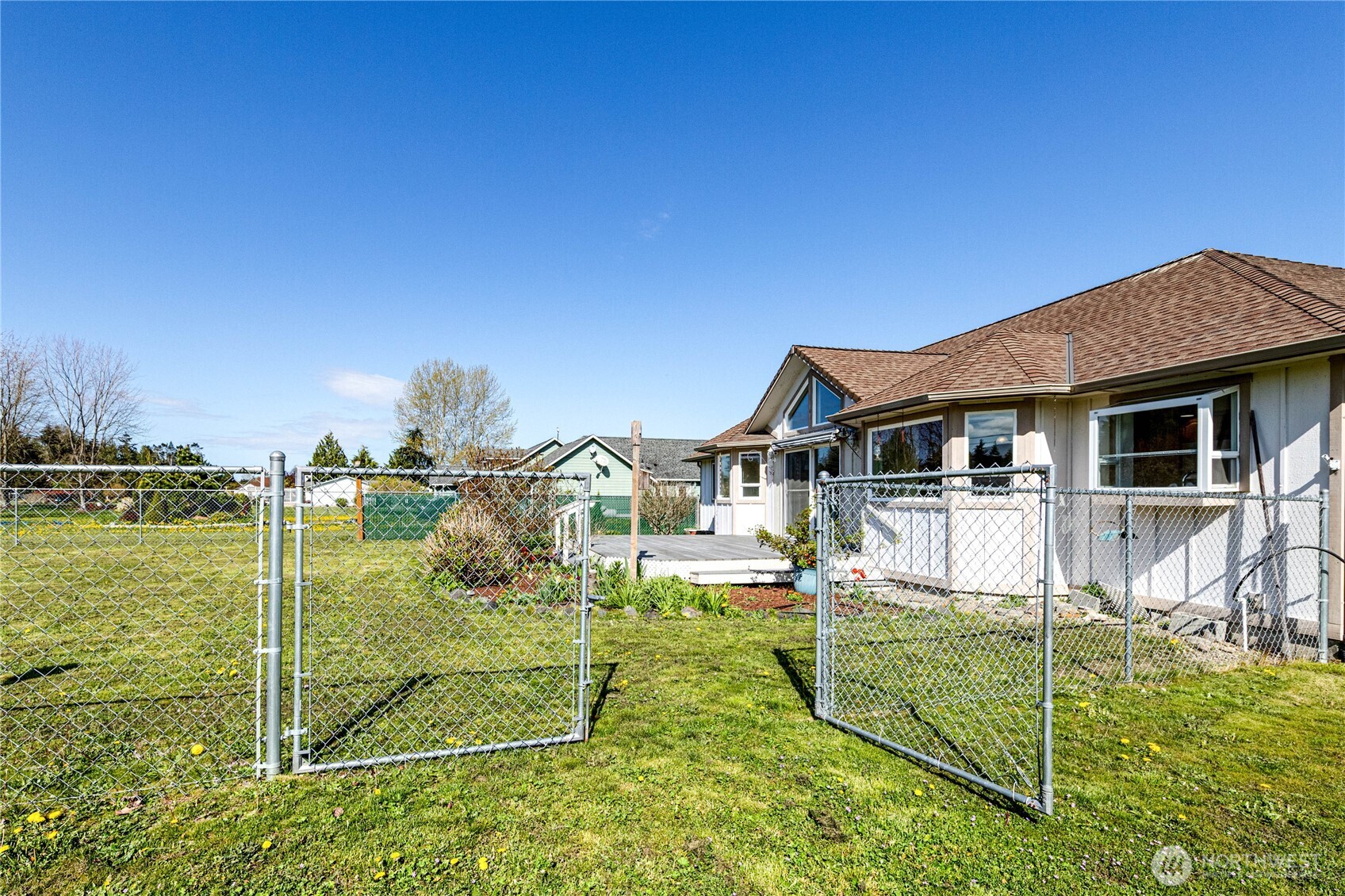 10 Donaper Road Sequim, WA 98382 - Photo 35 of 40