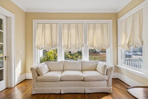 $3,250,000 | 215 4th Avenue South, Franklin, TN 37064