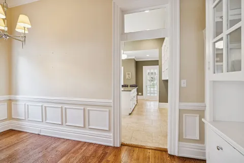 $3,250,000 | 215 4th Avenue South, Franklin, TN 37064