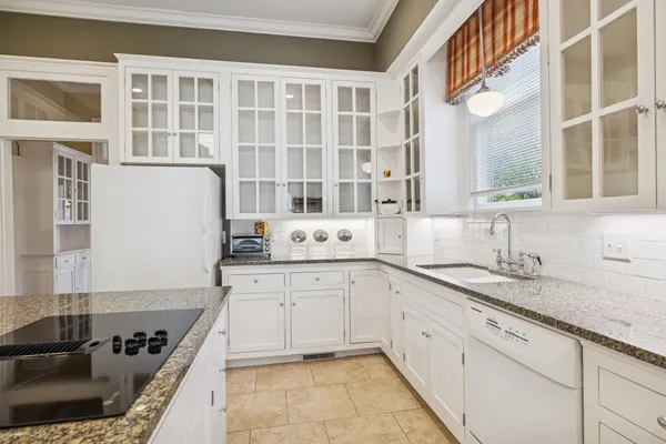 $3,250,000 | 215 4th Avenue South, Franklin, TN 37064