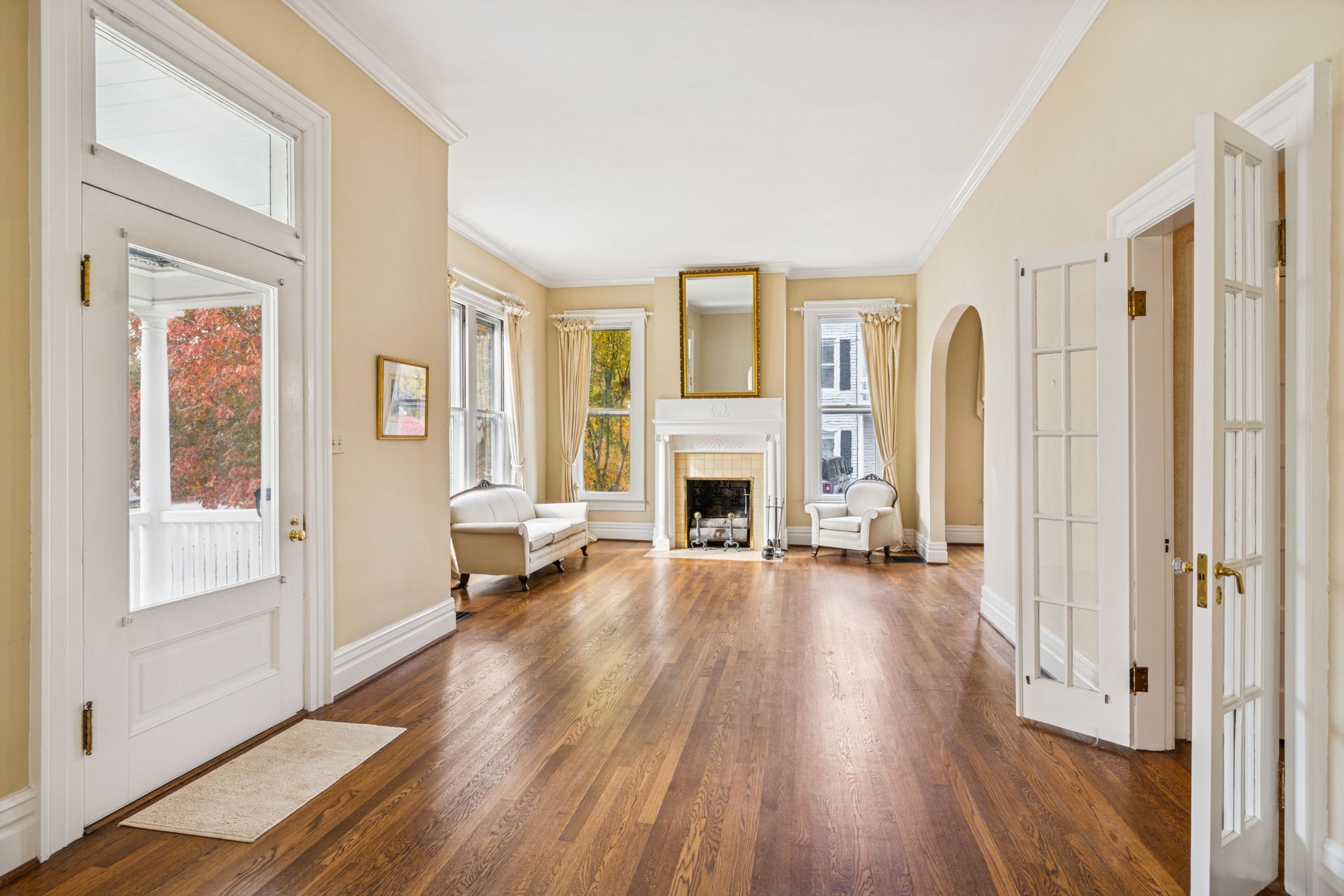 215 4th Avenue South Franklin, TN 37064 - Photo 5 of 86