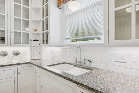 $3,250,000 | 215 4th Avenue South, Franklin, TN 37064