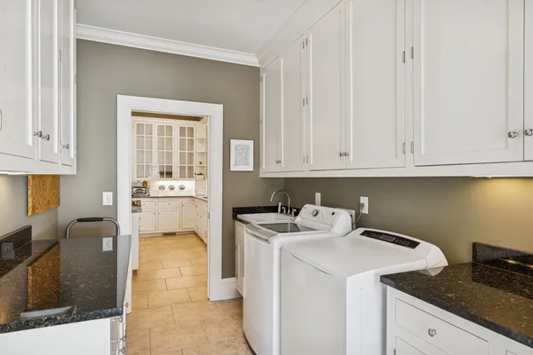 $3,250,000 | 215 4th Avenue South, Franklin, TN 37064