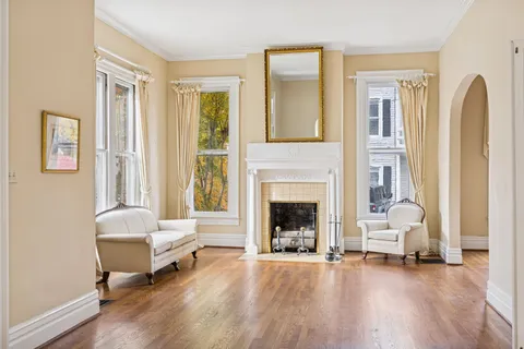 $3,250,000 | 215 4th Avenue South, Franklin, TN 37064