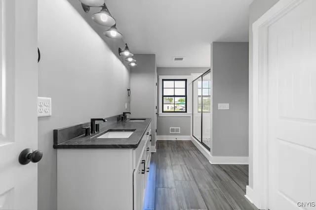 $659,900 | 63 Belnapp (old Towne), Onondaga, NY 13215