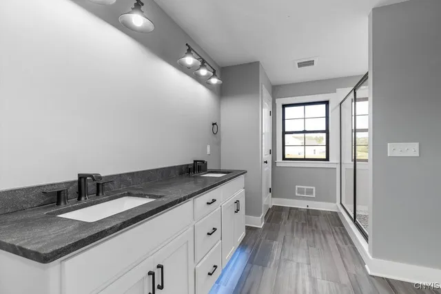 $659,900 | 63 Belnapp (old Towne), Onondaga, NY 13215