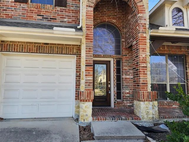 $3,200 | 10415 Mateo Trail, Irving, TX 75063