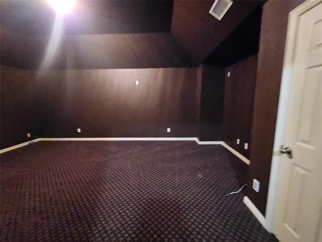 $3,200 | 10415 Mateo Trail, Irving, TX 75063