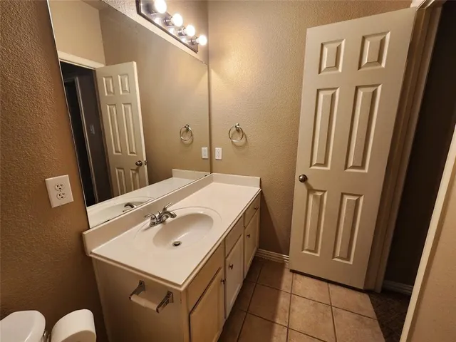 $3,200 | 10415 Mateo Trail, Irving, TX 75063