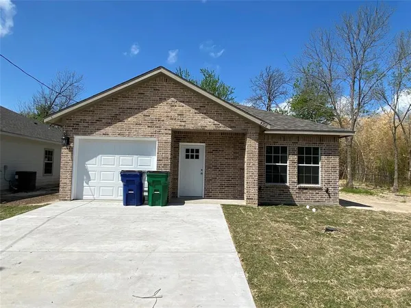 $1,675 | 4102 Gordon Street, Greenville, TX 75401
