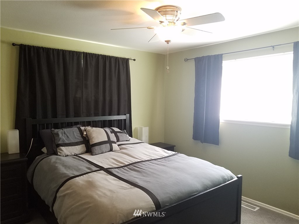 22814 Atlas Road Bothell, WA 98021 - Photo 11 of 16