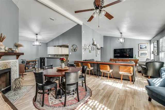 a view of a livingroom and dining room