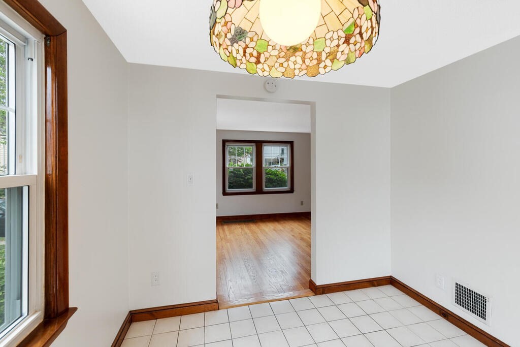 28 Regent Road Malden, MA 02148 - Photo 13 of 30 Gallery Image 13