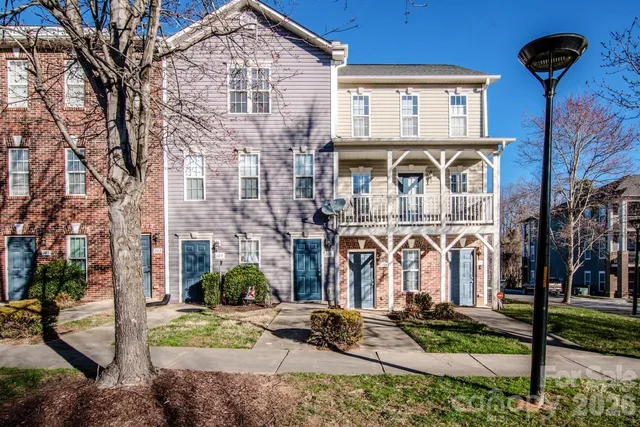 $185,000 | 119 Steam Engine Drive, Unit 105, Mooresville, NC 28115