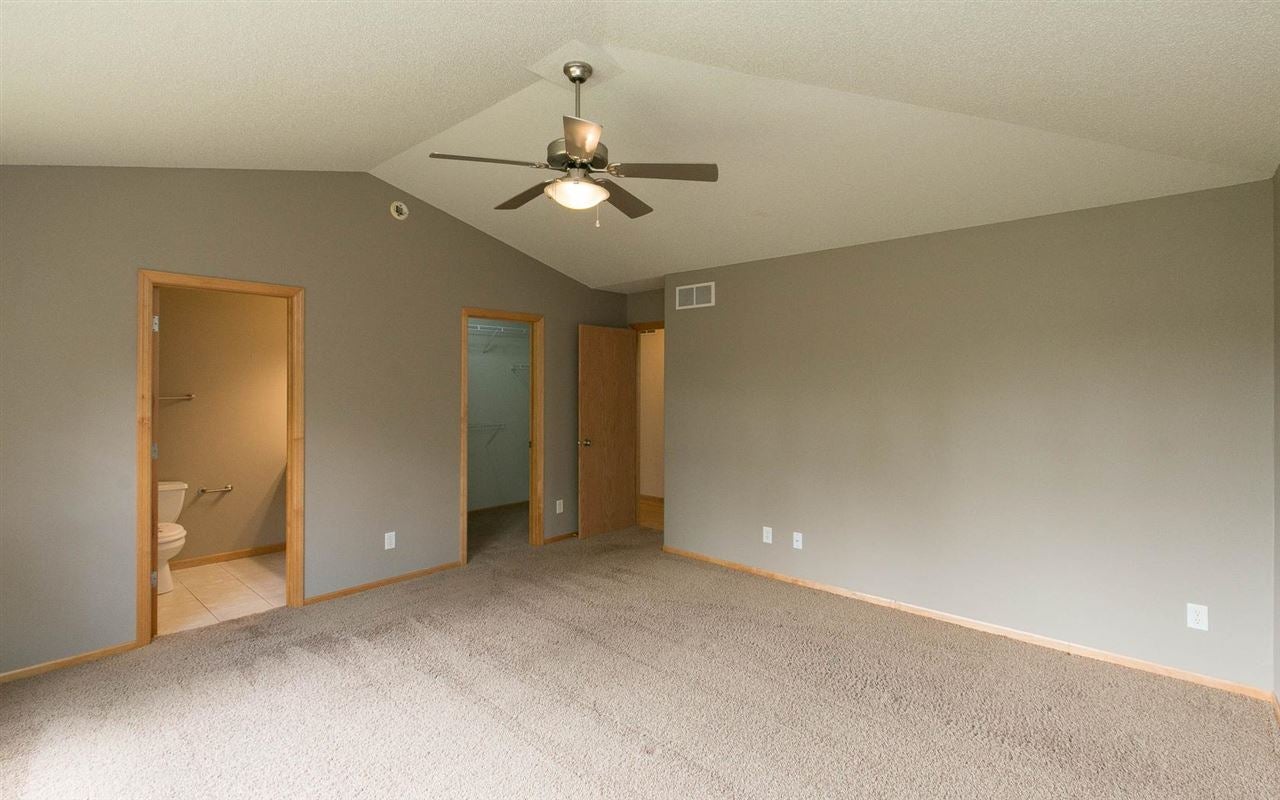 847 Tipperary Road Iowa City, IA 52246 - Photo 11 of 24 Gallery Image 11