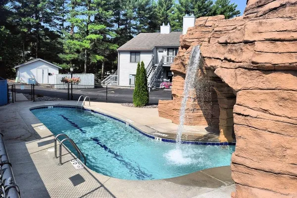 $164,900 | 1093 Canyon Road, Unit 507, Wisconsin Dells, WI 53965