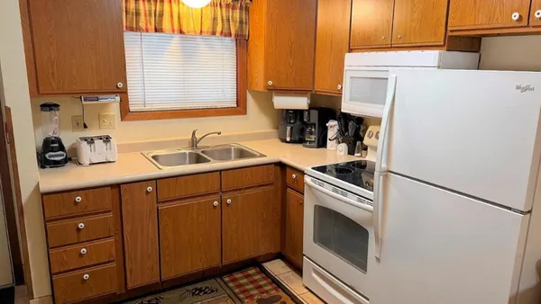 $164,900 | 1093 Canyon Road, Unit 507, Wisconsin Dells, WI 53965