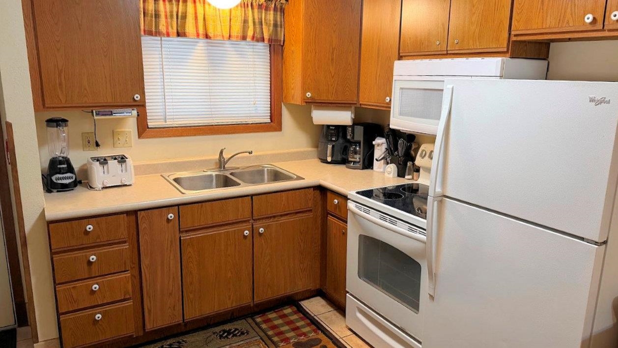 1093 Canyon Road, Unit 507 Wisconsin Dells, WI 53965 - Photo 5 of 75